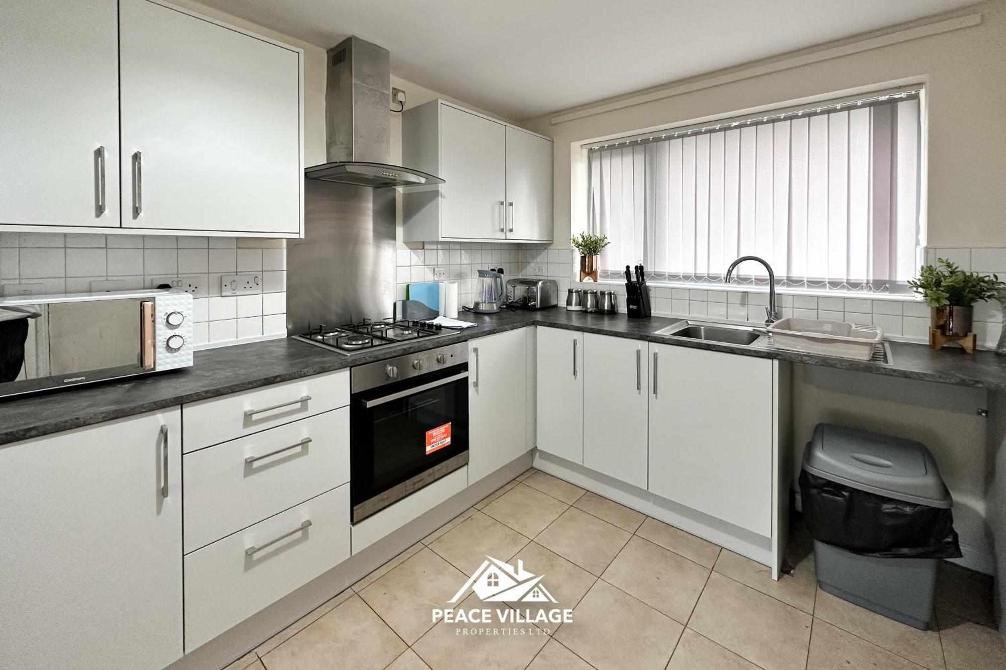 Holiday home Ashton Co-living - Private Self-cater Manchester