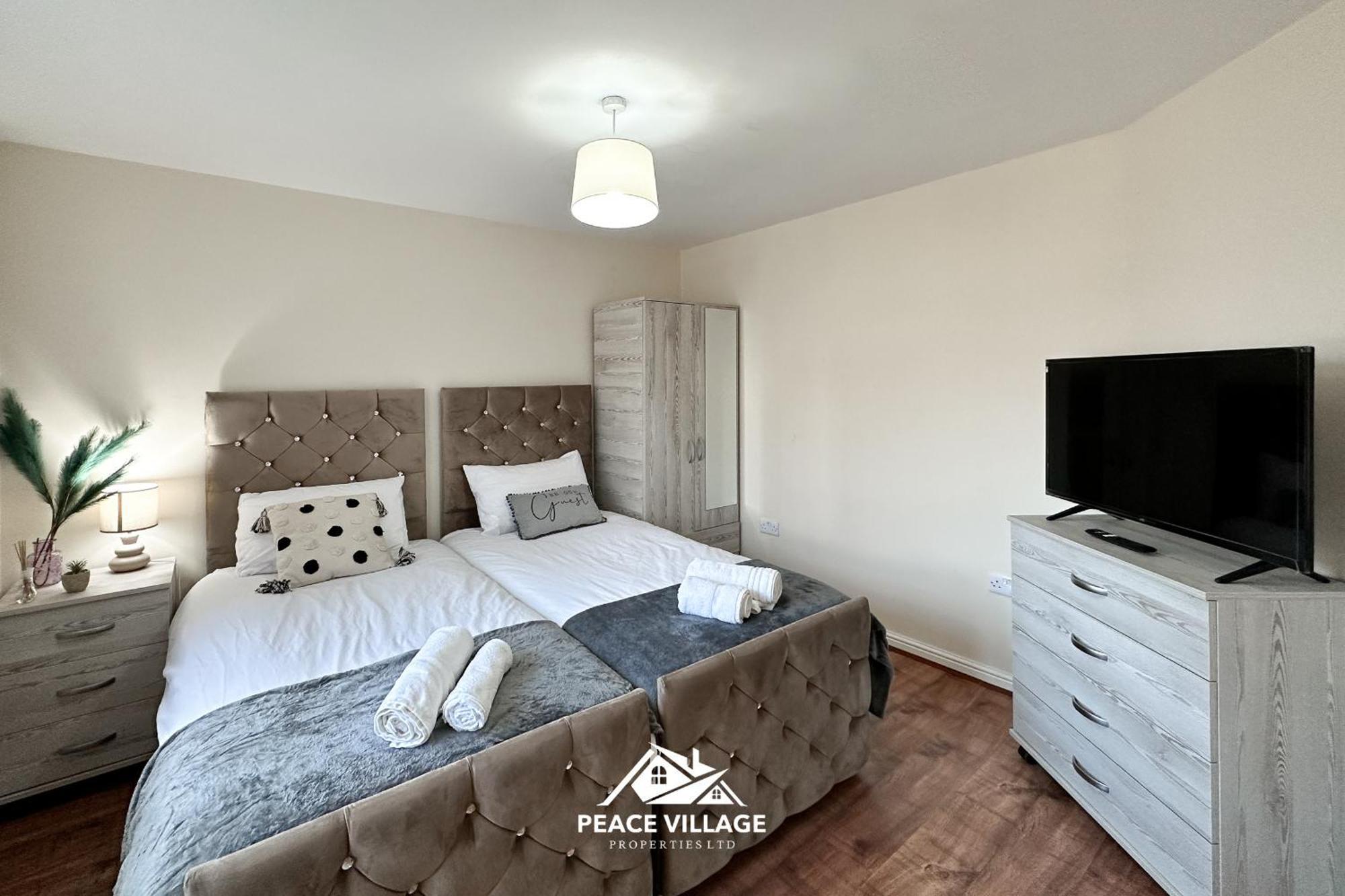 Ashton Co-living - Private Self-cater Holiday home *